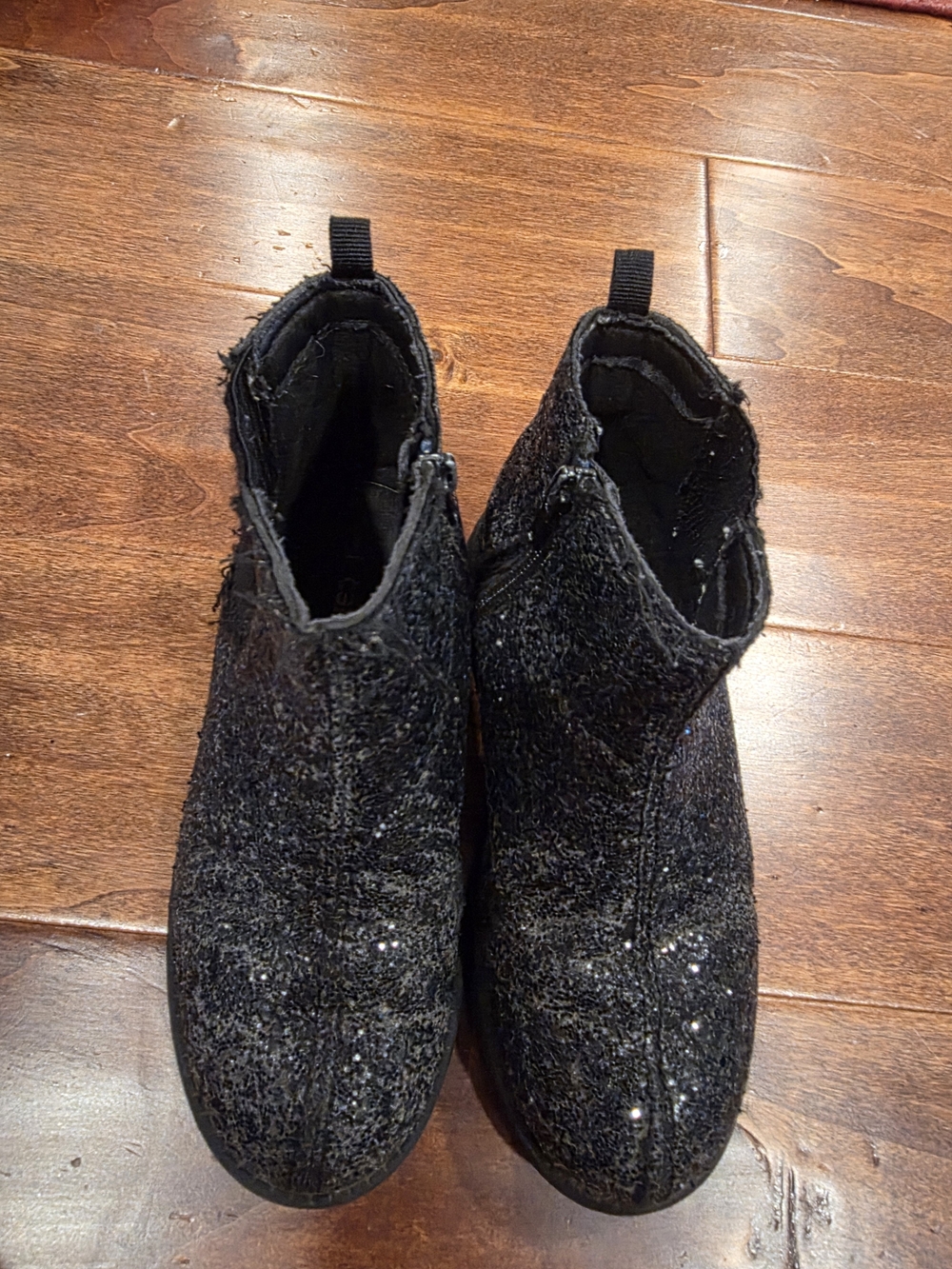 Carter's Girls Black Sparkle Ankle Booties Sz 1 EUC